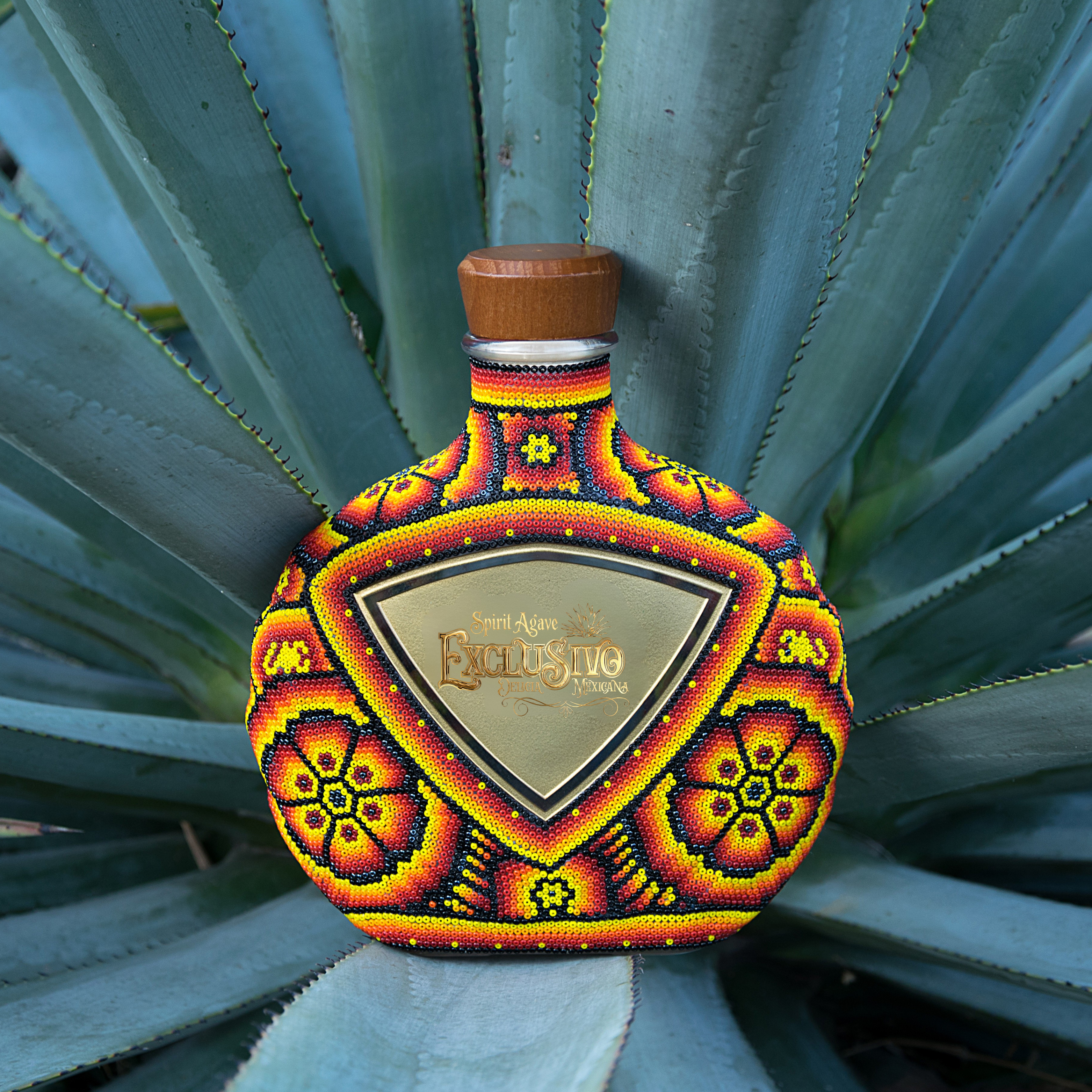 BOTELLA EN DISEÑO EXCLUSIVO 750 ML 1