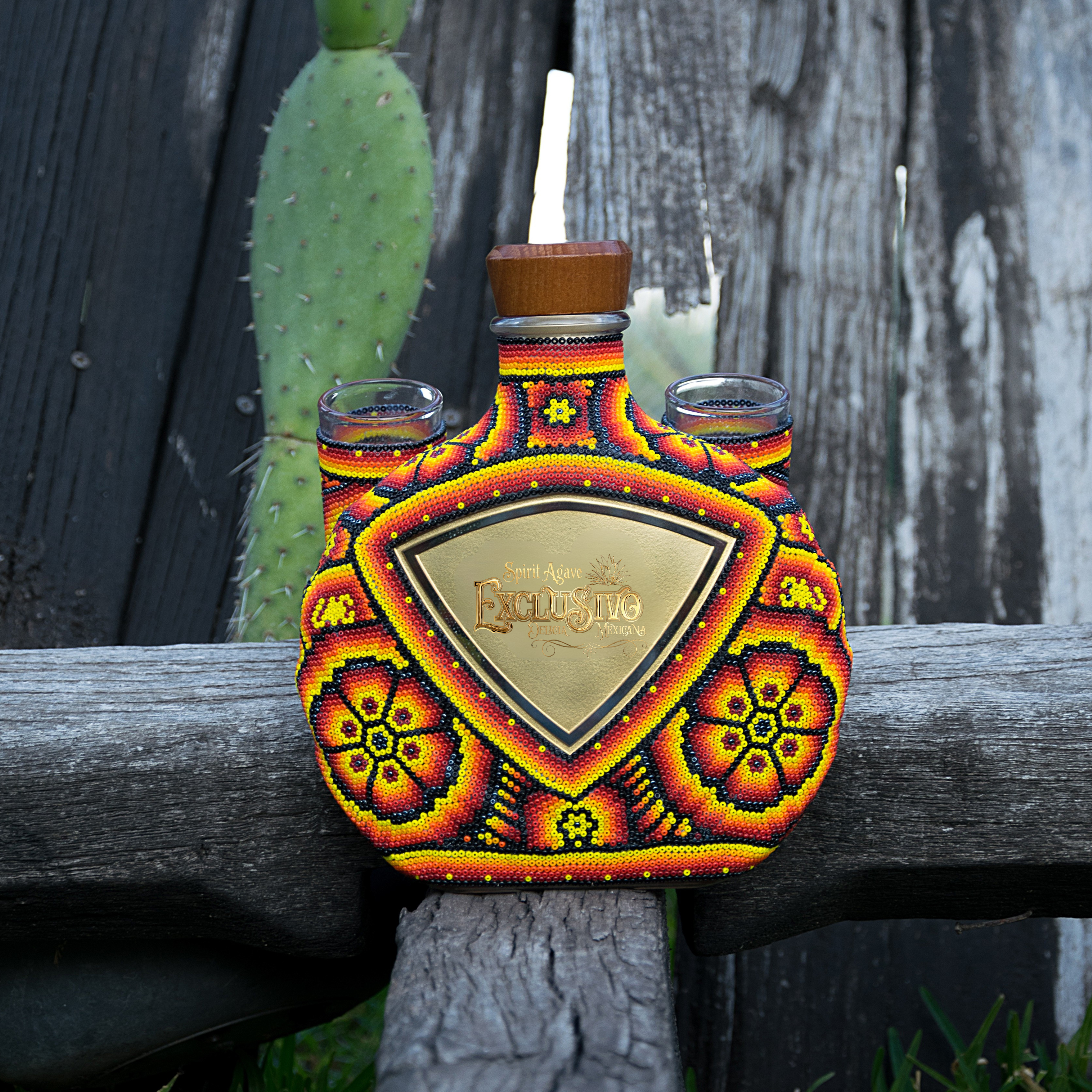 BOTELLA EN DISEÑO EXCLUSIVO 750 ML 1